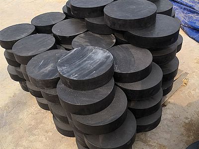 瑞丽市板式橡胶支座由若干层橡胶片与薄钢板经加压硫化